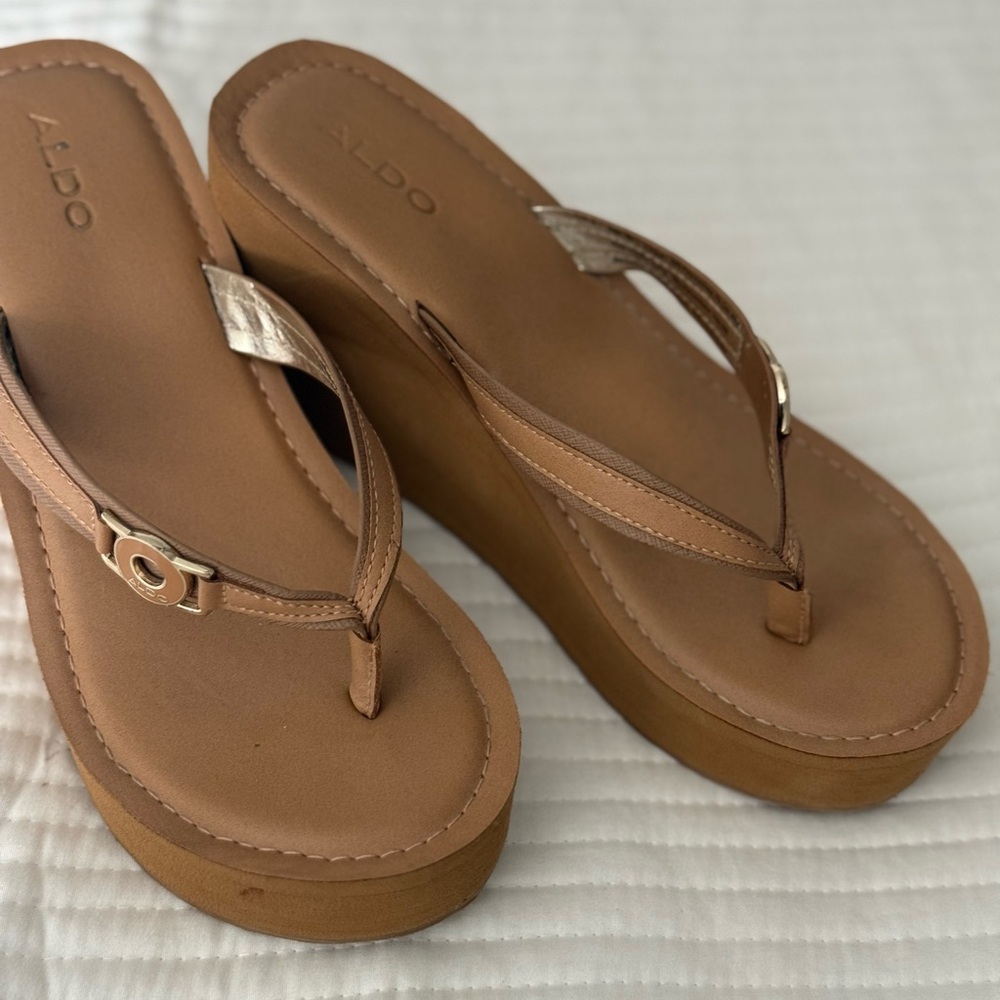 ALDO Women's Brown Platform Sandals